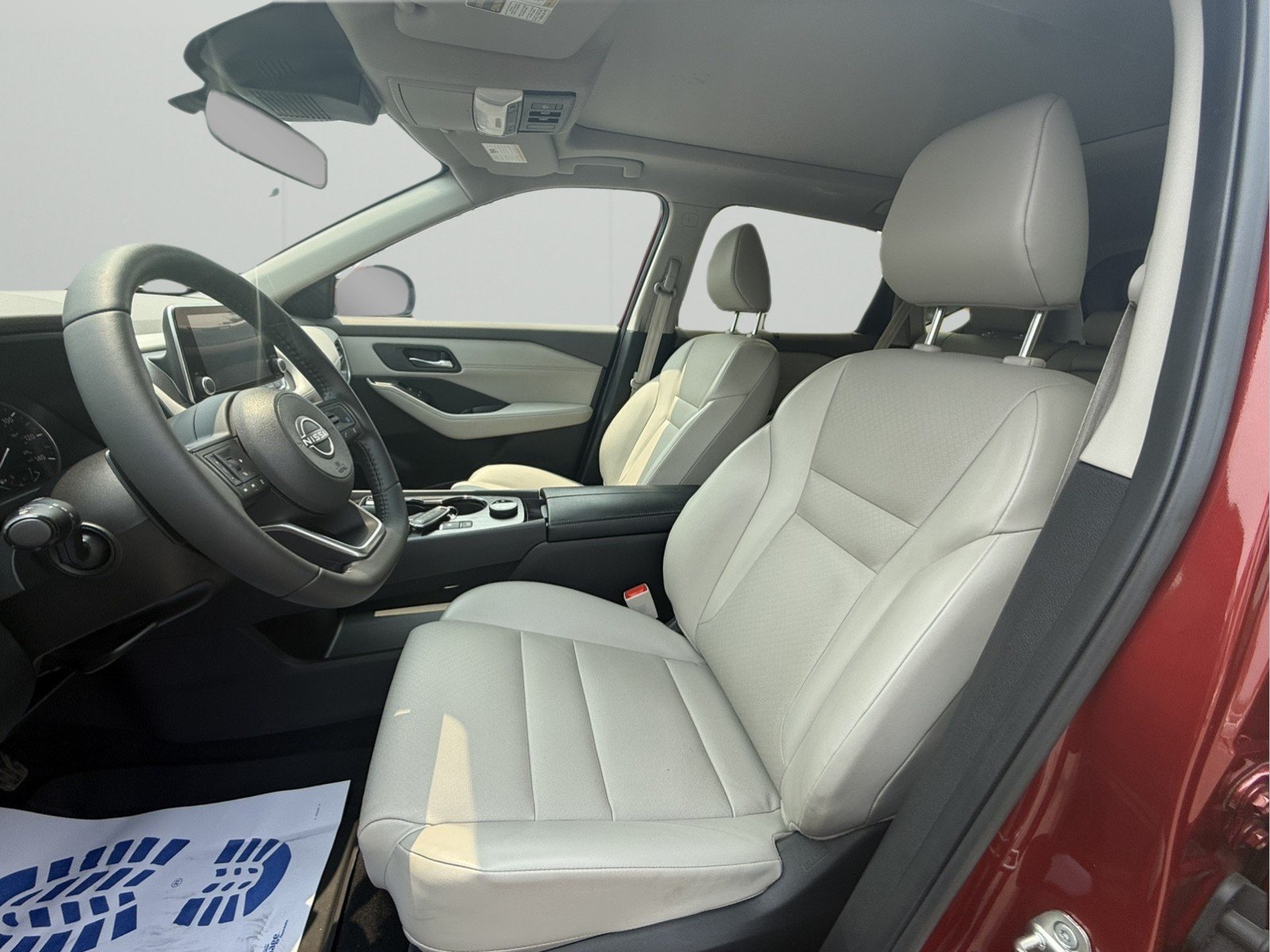 Used 2024 Nissan Rogue SV w/ SV Premium Package AWD/4WD image 8