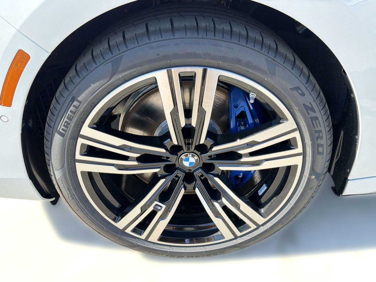 New 2026 BMW 740i RWD image 12