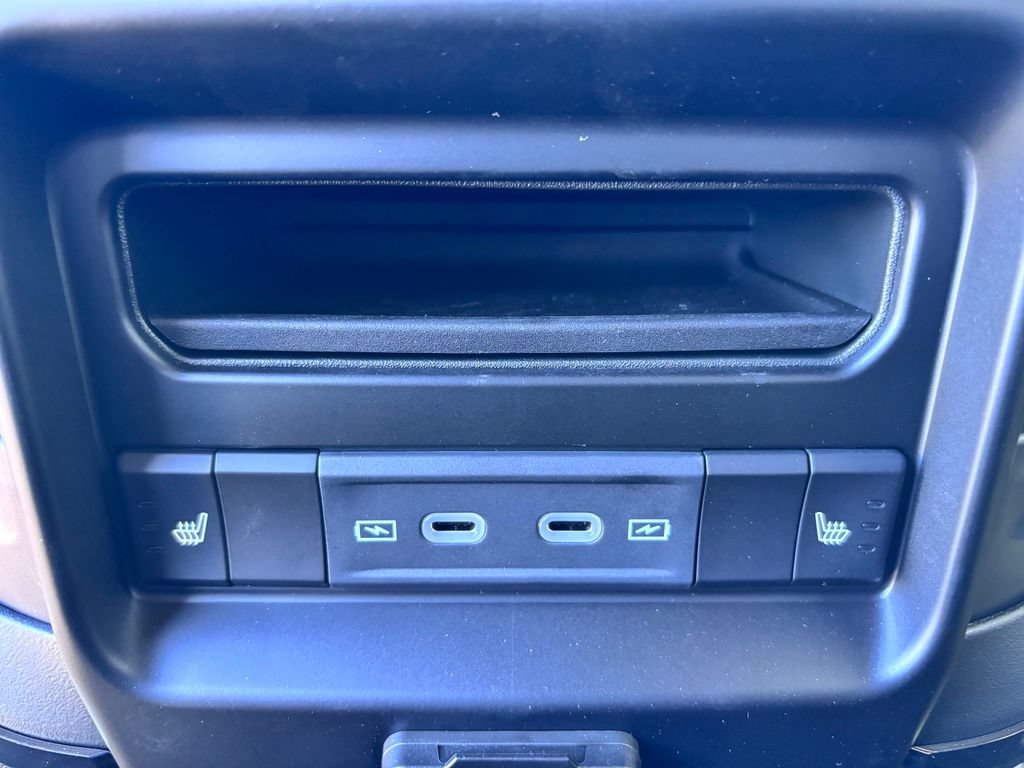 New 2026 RAM 3500 Limited AWD/4WD image 47