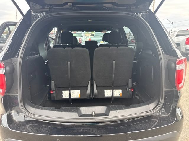 Used 2017 Ford Explorer XLT AWD/4WD image 12