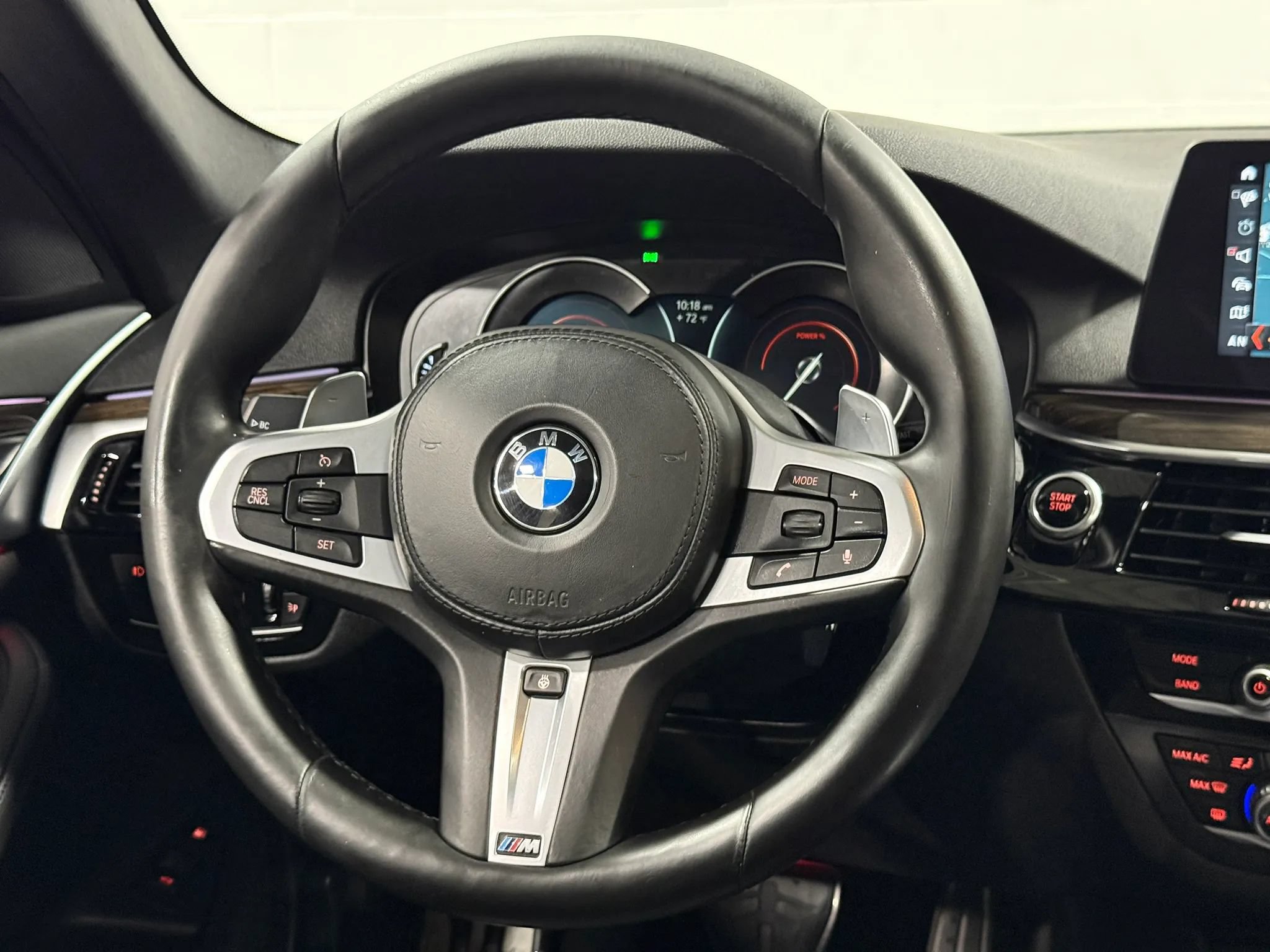 Used 2018 BMW 530e xDrive w/ M Sport Package 2 AWD/4WD image 23