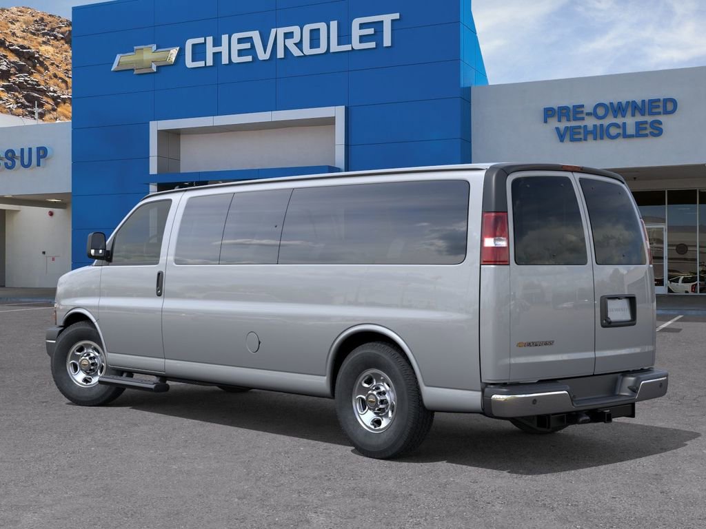 New 2026 Chevrolet Express 3500 LT RWD image 3