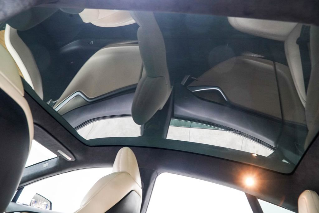 Used 2021 Tesla Model S Long Range Plus AWD/4WD image 37