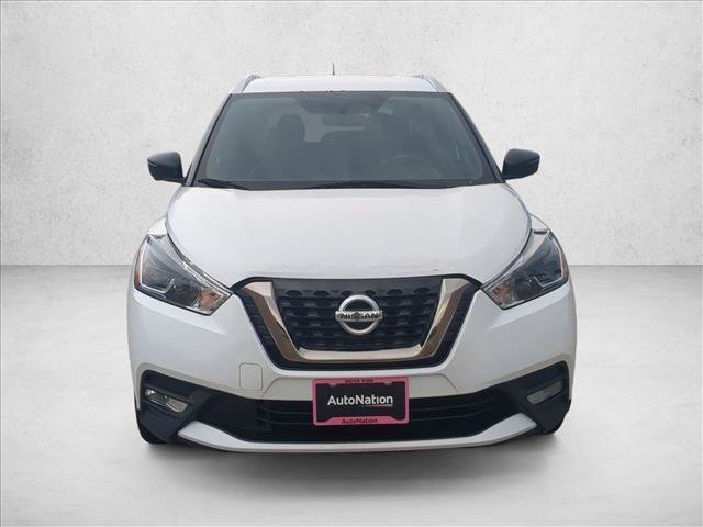 Used 2019 Nissan Kicks SR w/ SR Premium Package FWD image 2