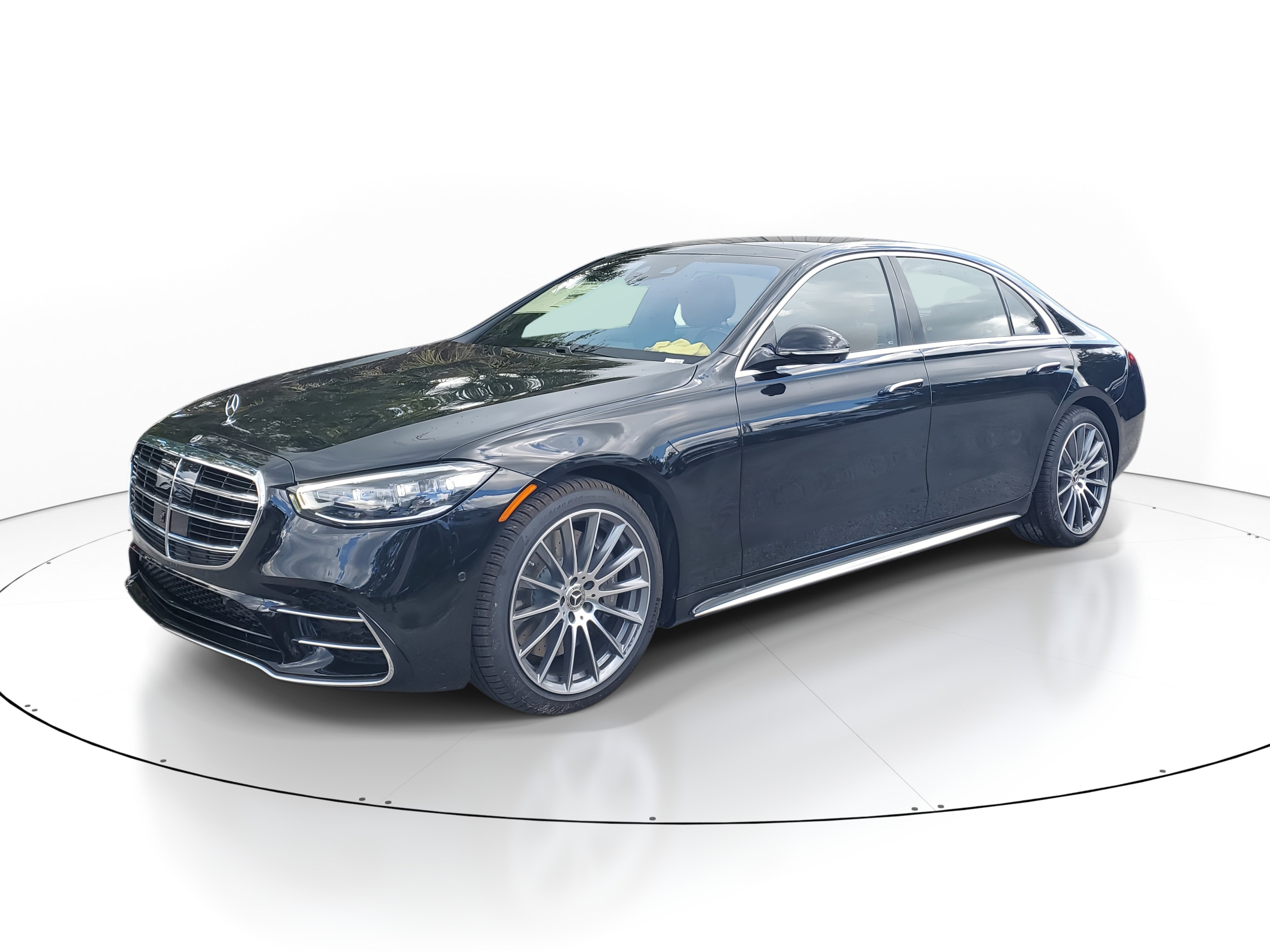 New 2026 Mercedes-Benz S 580 4MATIC Sedan image 2