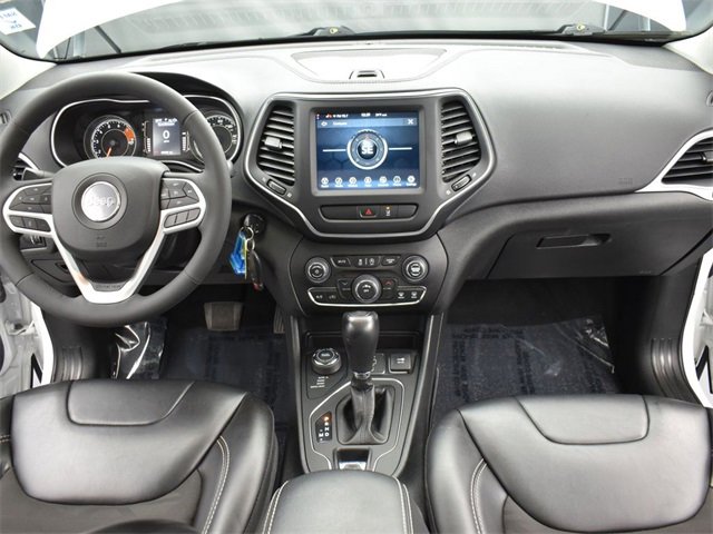 Used 2022 Jeep Cherokee Latitude w/ Sun & Sound Group image 11