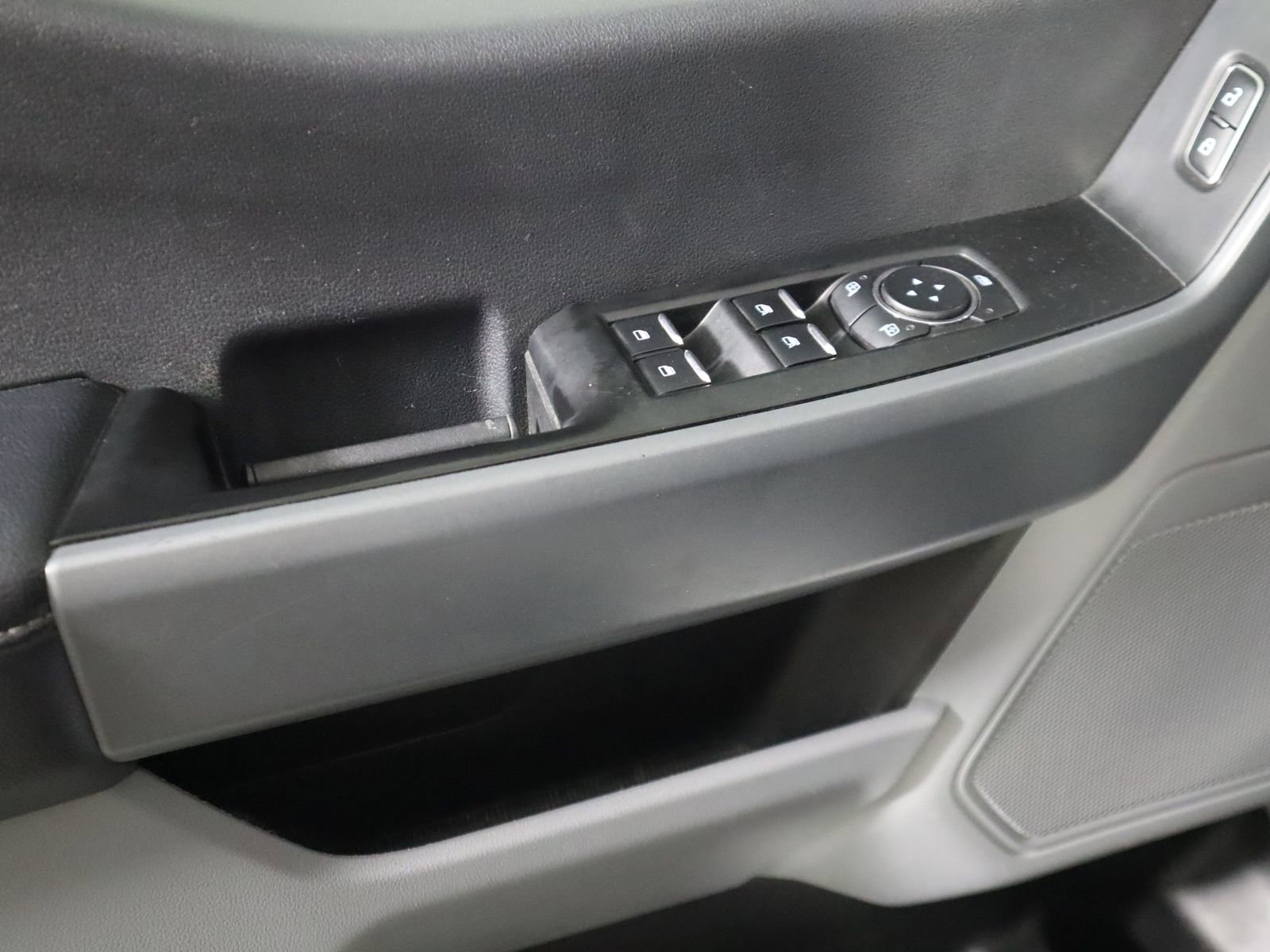 Used 2024 Ford F350 XLT image 25