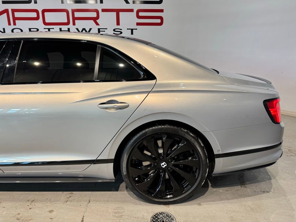 Used 2022 Bentley Flying Spur V8 AWD/4WD image 6