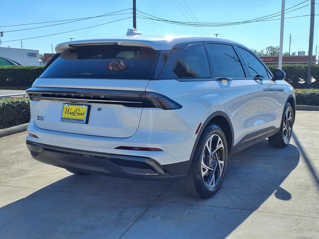 New 2026 Lincoln Nautilus Premier w/ Jet Appearance Package image 2