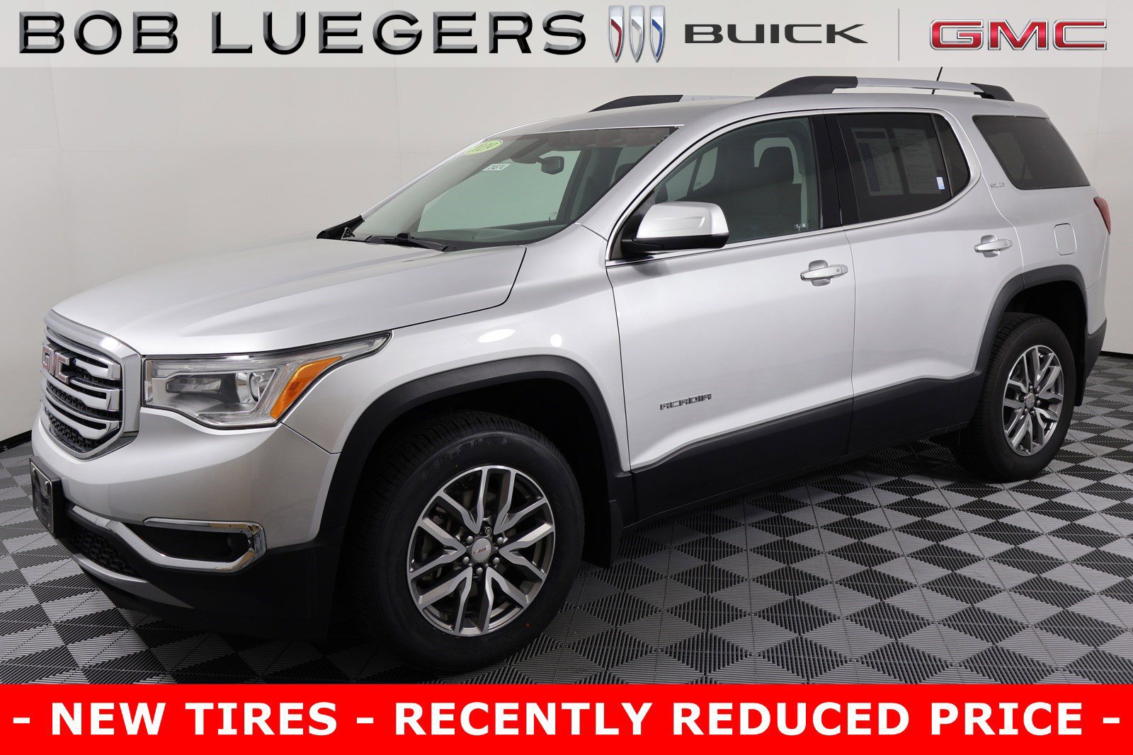 Used 2019 GMC Acadia SLE image 3