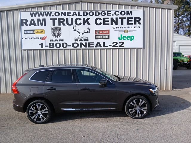 Used 2022 Volvo XC60 B5 Inscription w/ Protection Package Premier image 2