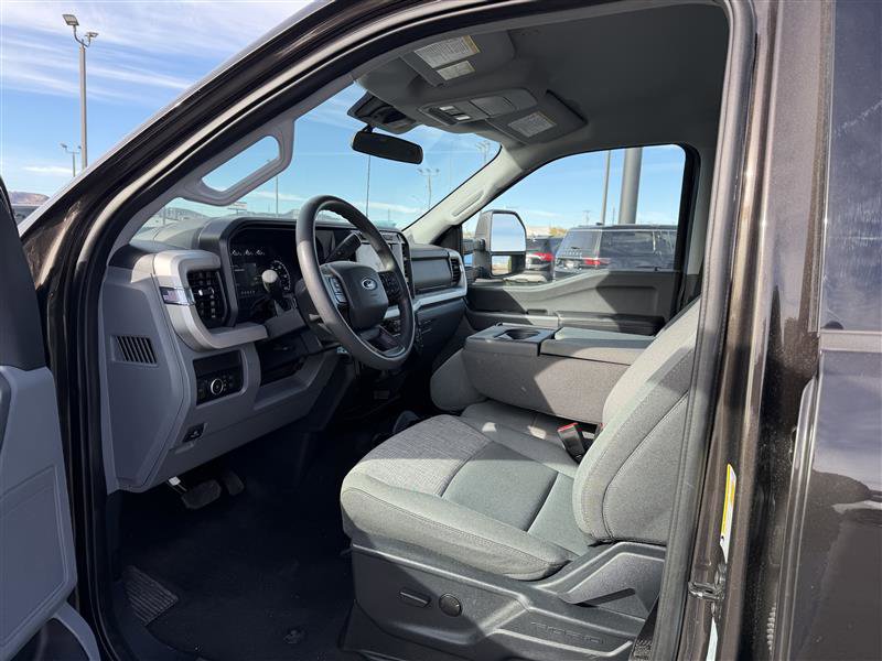 Used 2024 Ford F250 XLT image 8