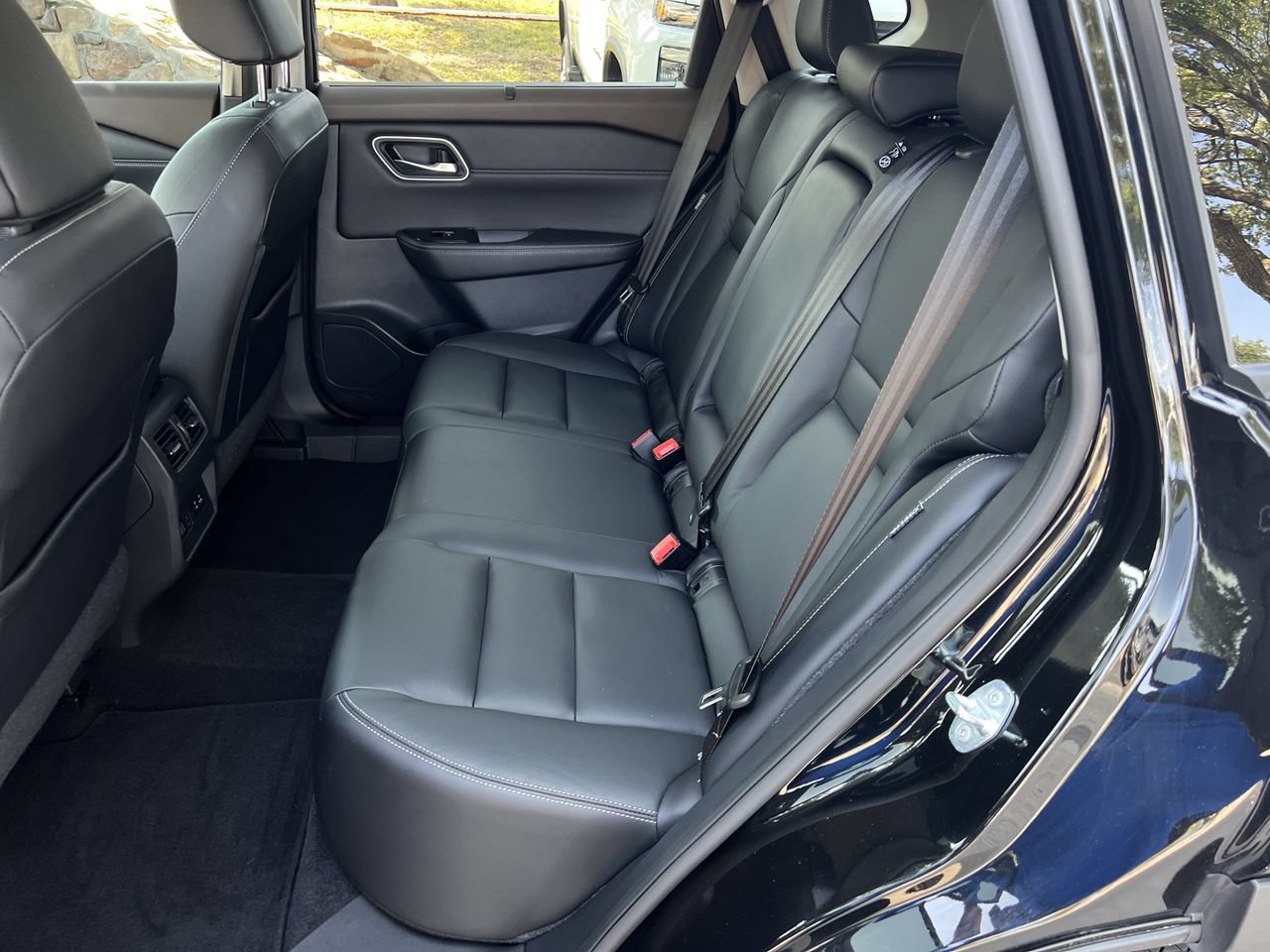 Used 2021 Nissan Rogue SL w/ Premium Package FWD image 24