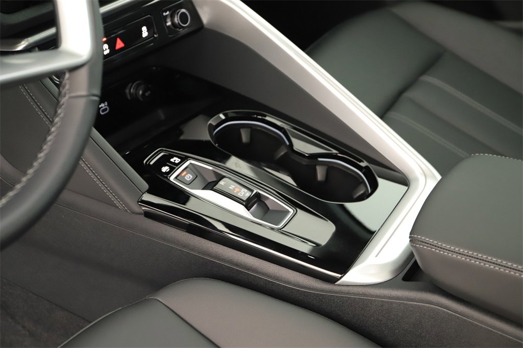 New 2025 Audi Q5 Premium Plus image 17