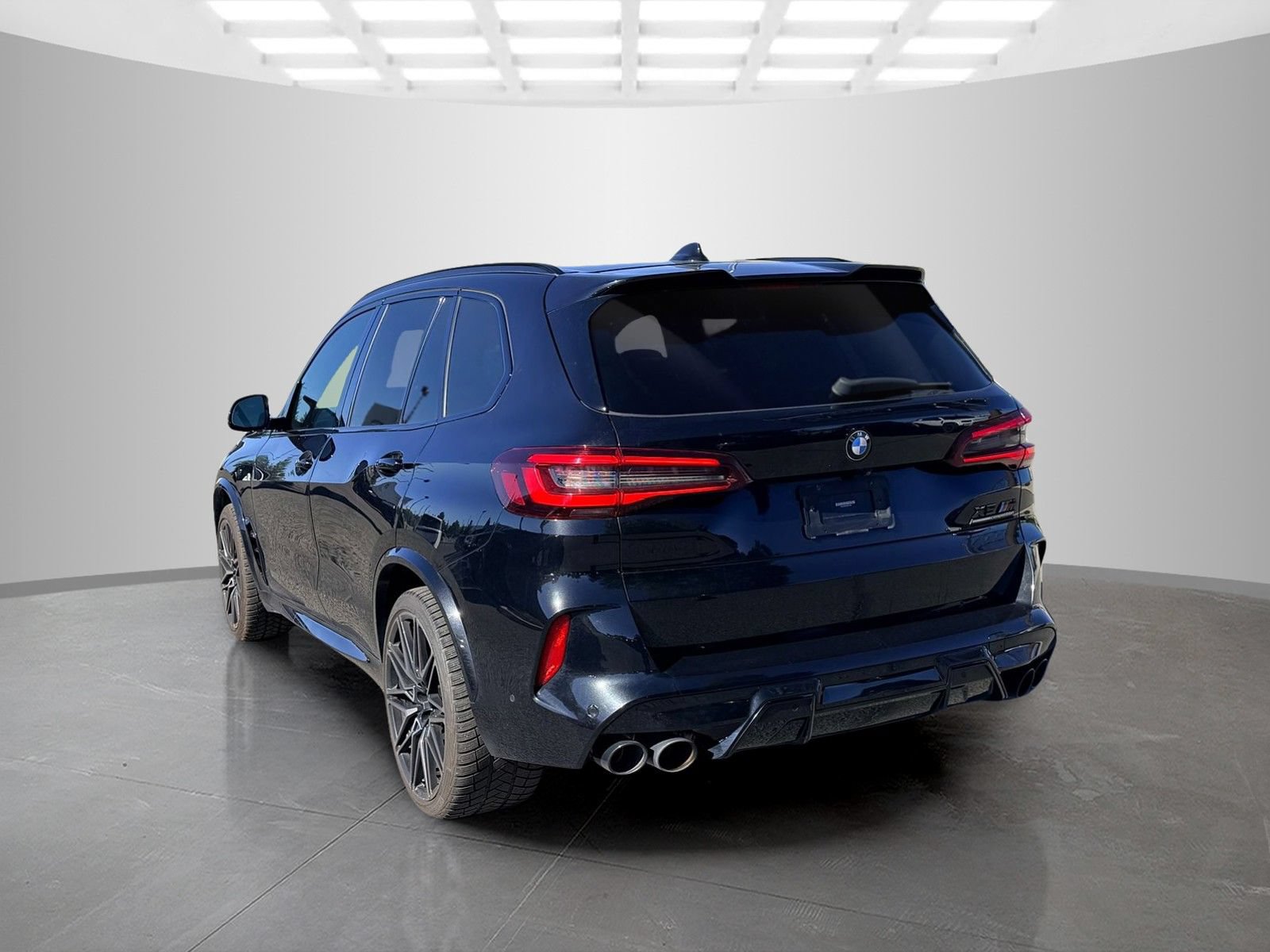 Used 2020 BMW X5 M Competition w/ Executive Package AWD/4WD image 7