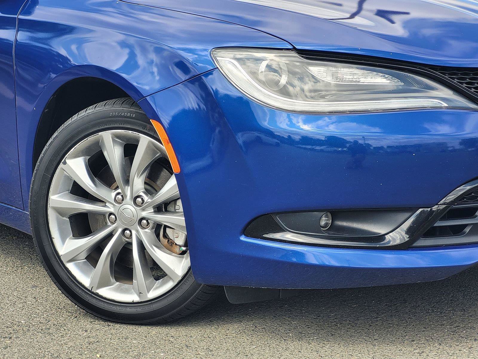 Used 2015 Chrysler 200 S w/ Navigation & Sound Group I FWD image 11