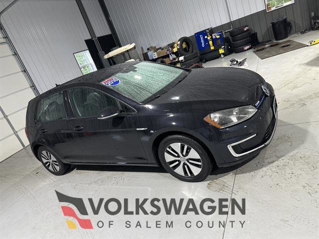 Used 2016 Volkswagen e-Golf SE