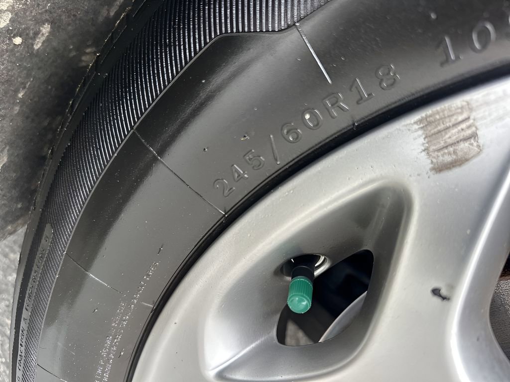 Used 2022 Chrysler Pacifica Limited image 35