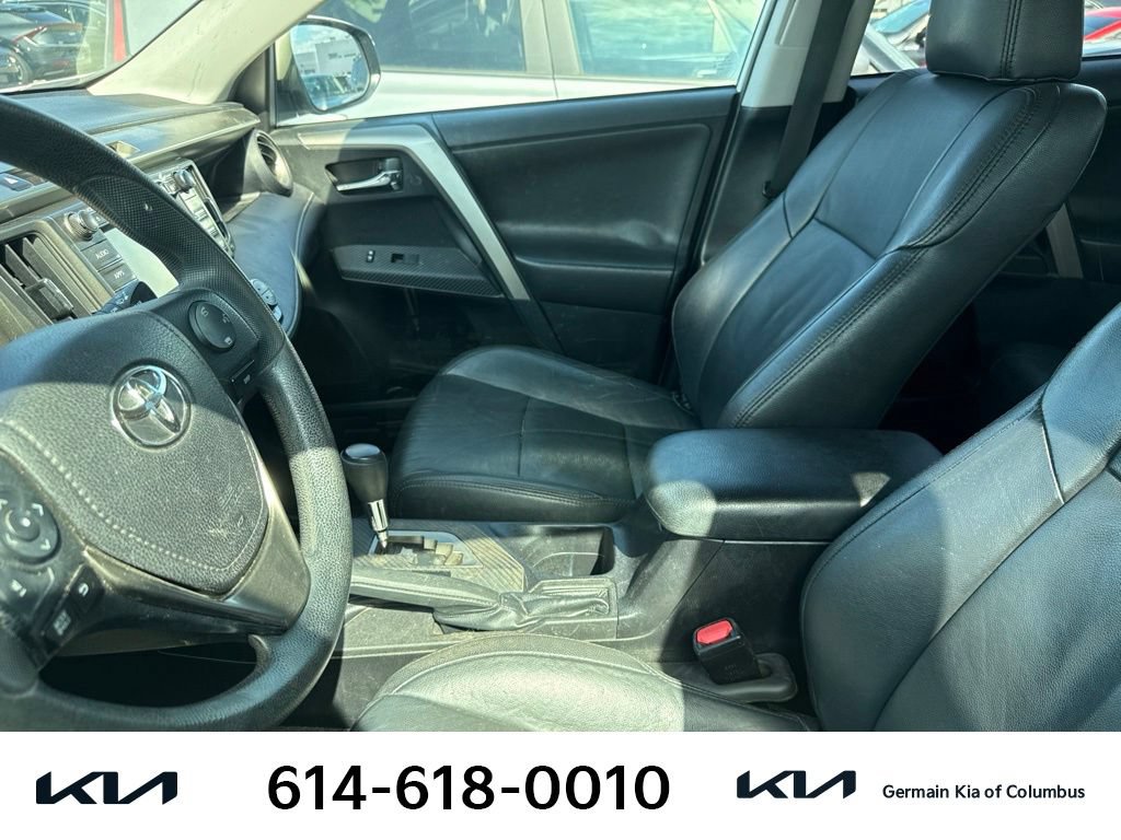Used 2015 Toyota RAV4 XLE FWD image 9