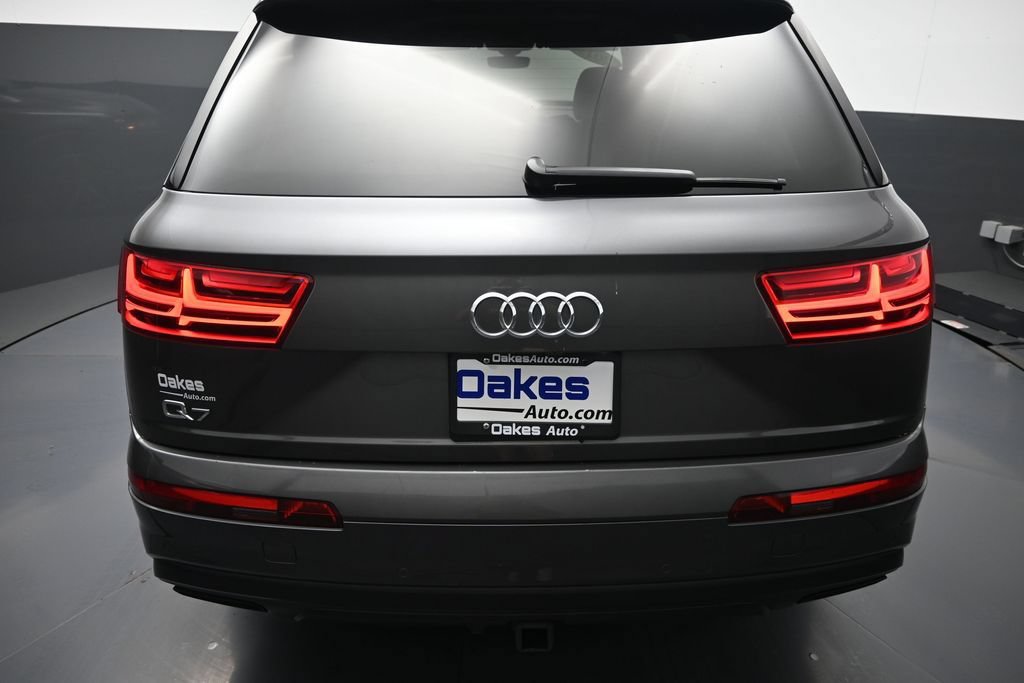 Used 2019 Audi Q7 3.0T Prestige w/ Prestige Package AWD/4WD image 35