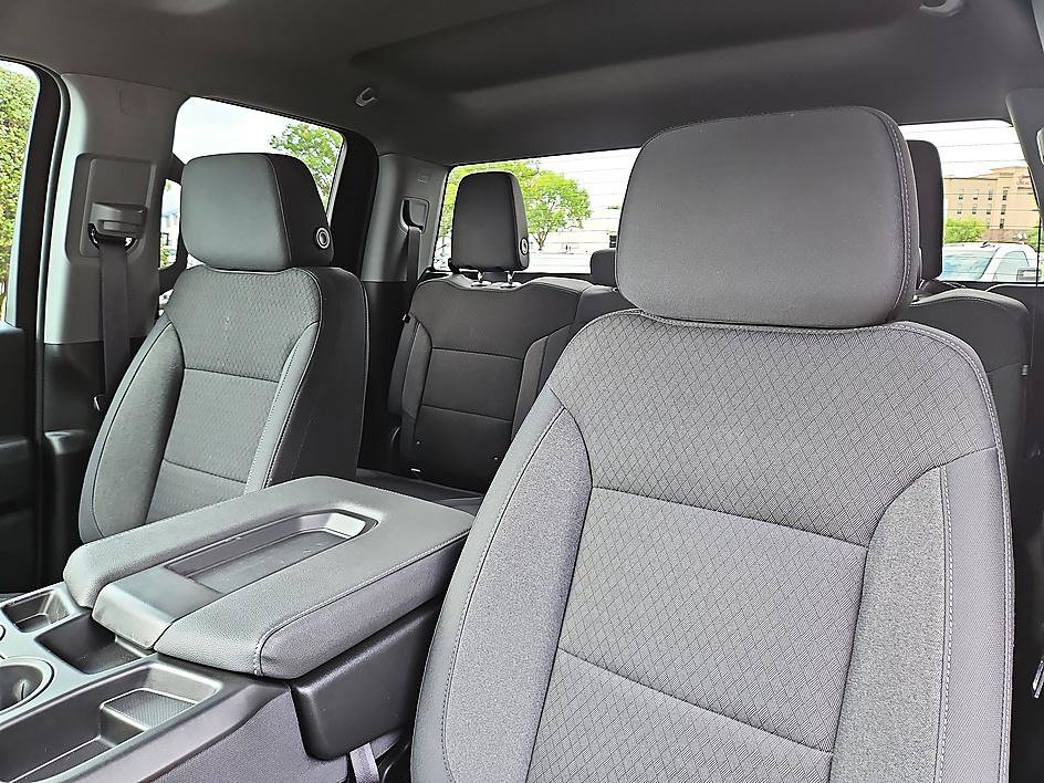 New 2026 Chevrolet Silverado 1500 Custom AWD/4WD image 15