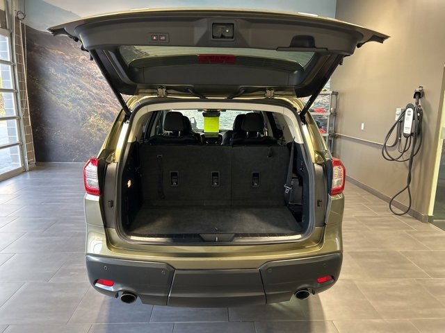 Used 2022 Subaru Ascent Limited w/ Technology Package image 29