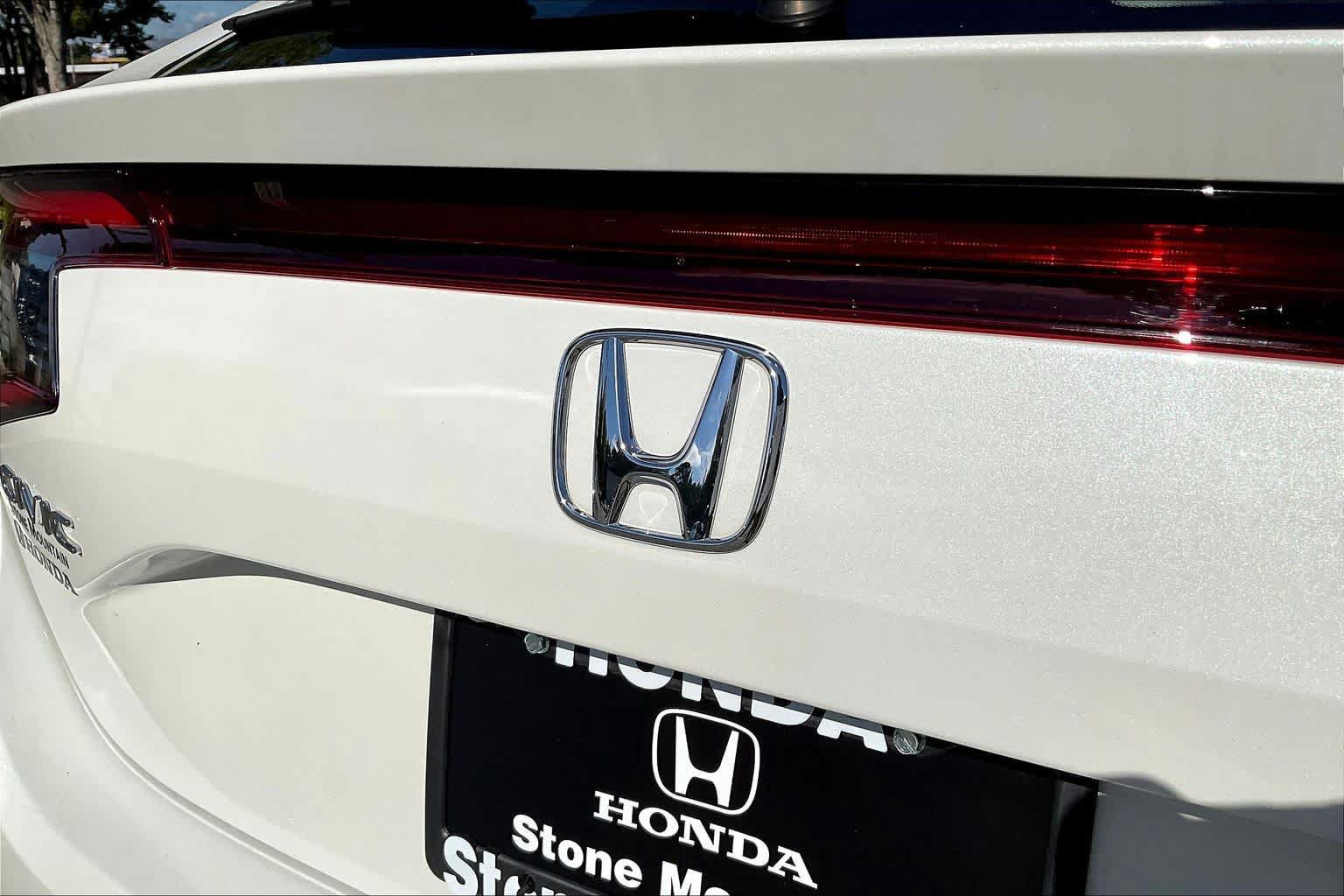 Used 2023 Honda Civic EX-L image 10