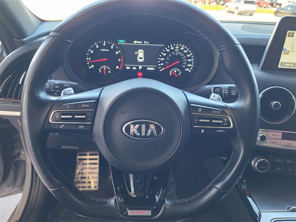 Used 2018 Kia Stinger GT2 image 19