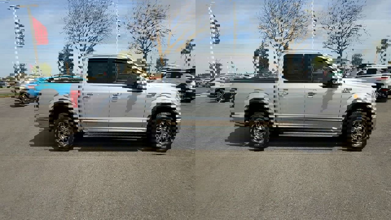 Used 2015 Ford F150 XLT w/ Equipment Group 301A Mid image 8