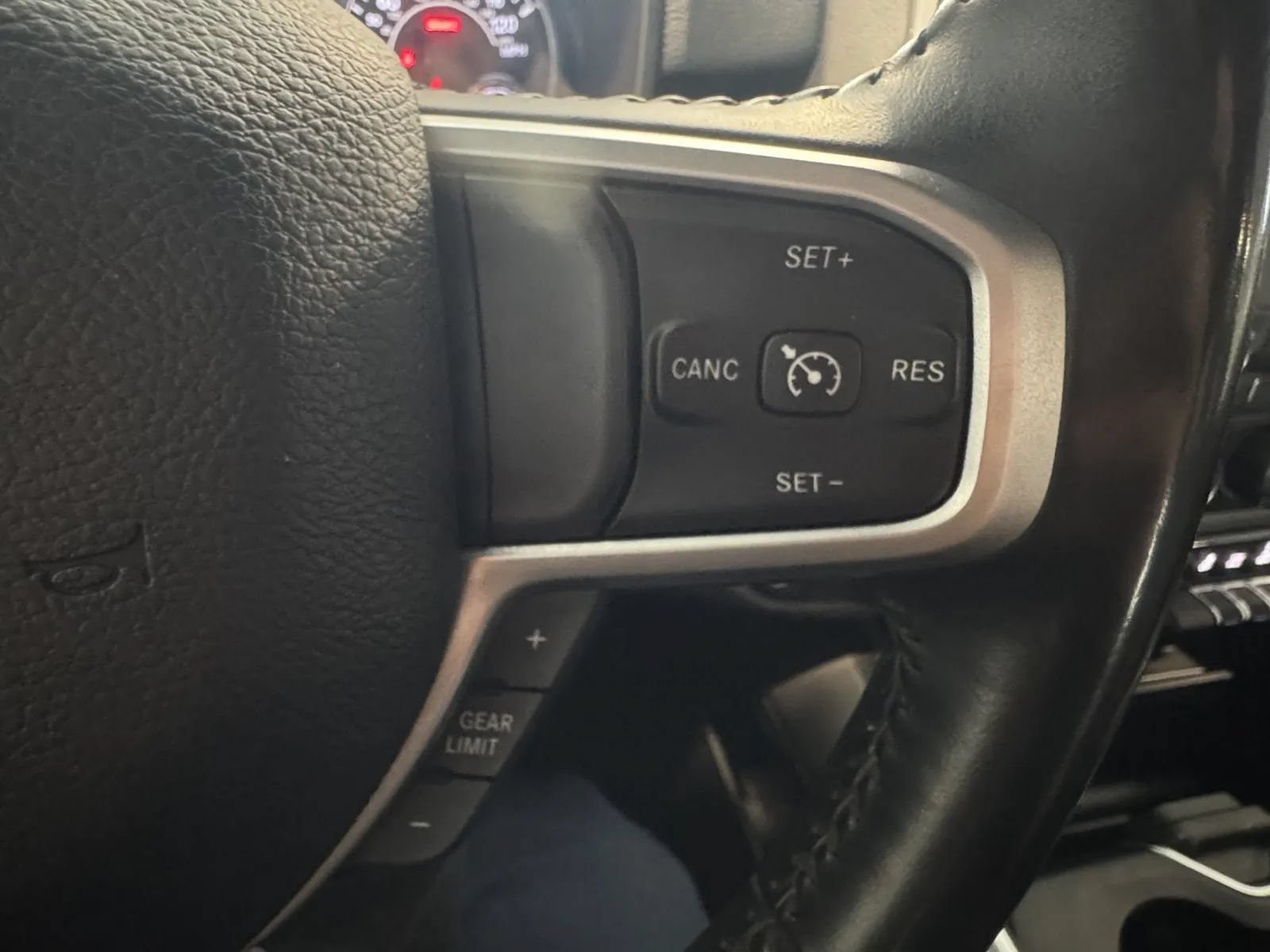 Used 2022 RAM 1500 Big Horn AWD/4WD image 27