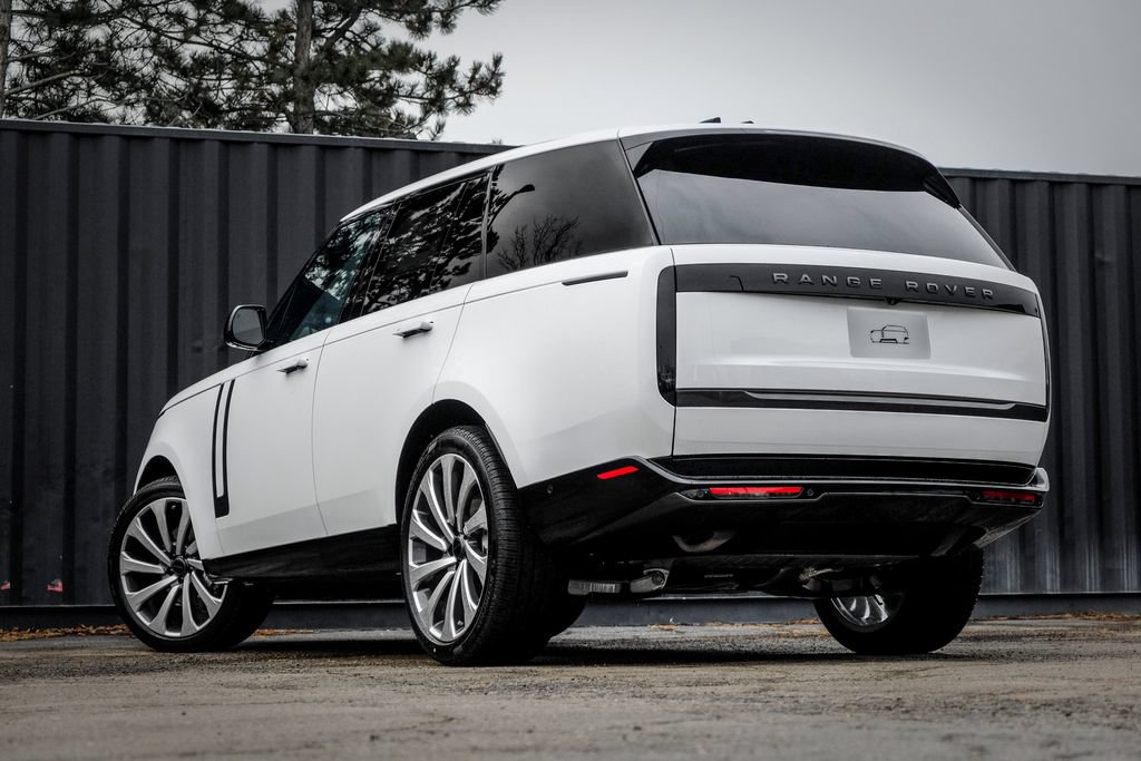 New 2026 Land Rover Range Rover SE AWD/4WD image 2