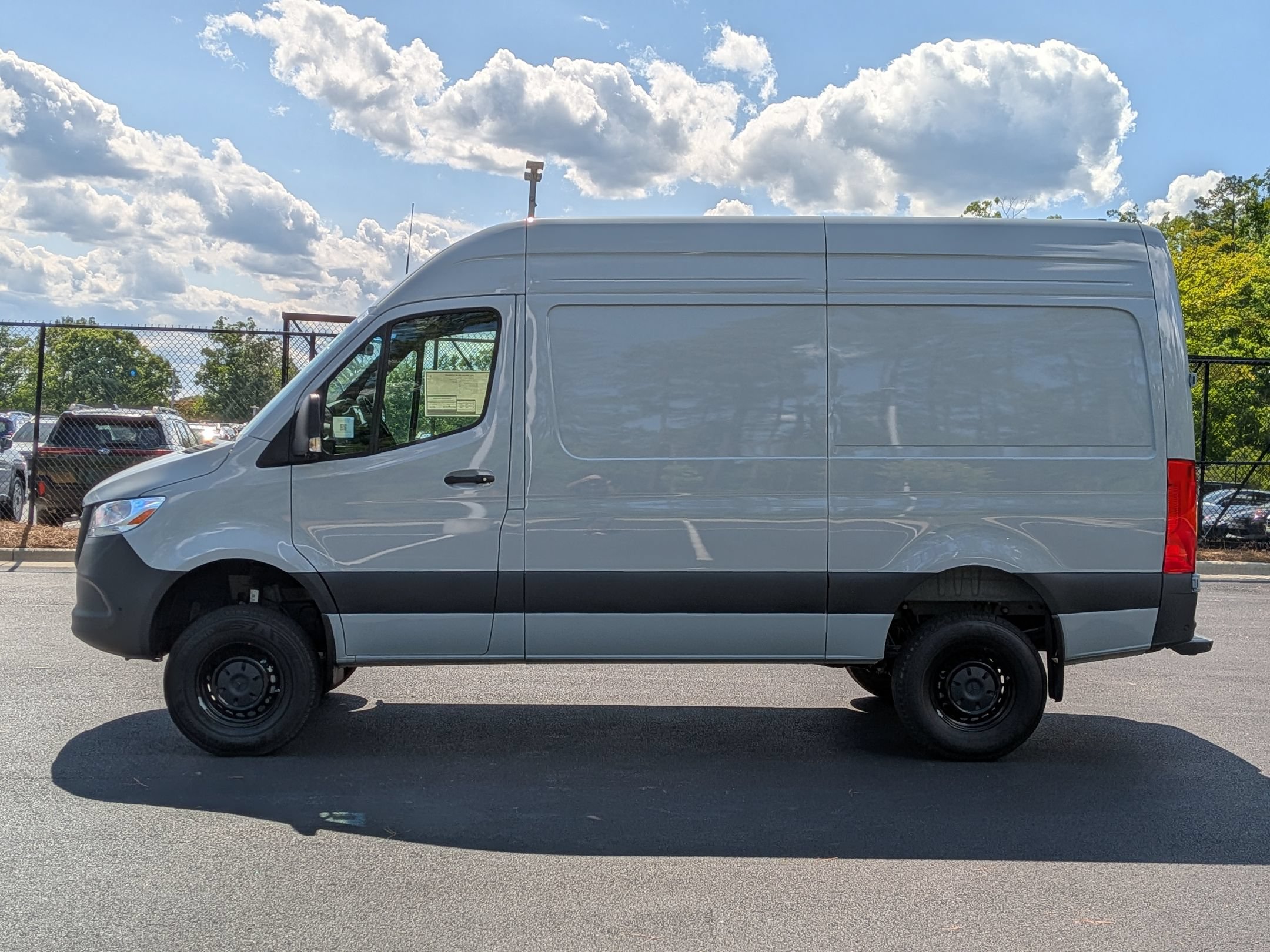 New 2025 Mercedes-Benz Sprinter 2500 image 7
