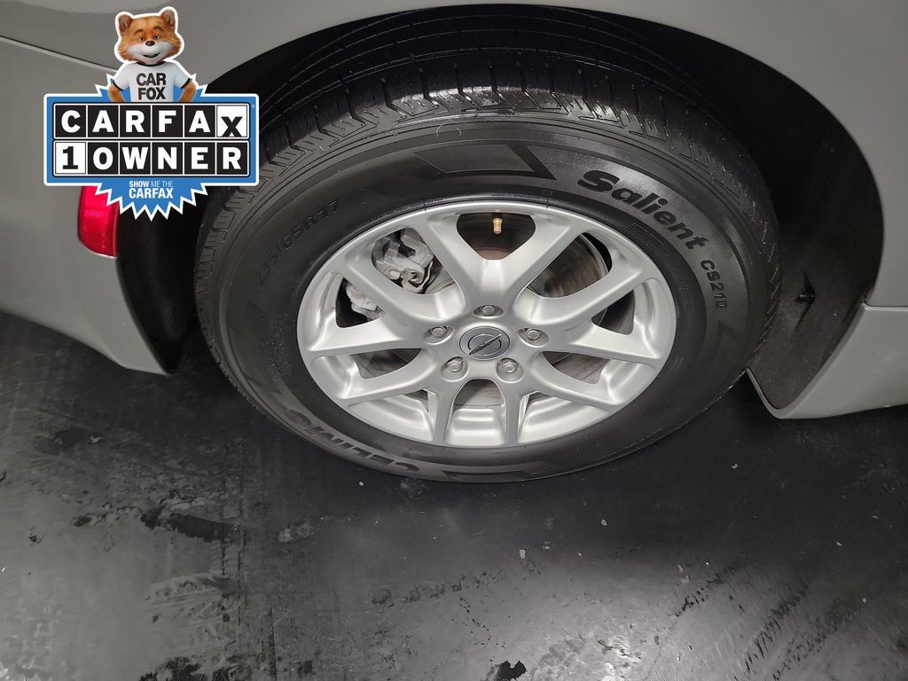 Used 2023 Chrysler Pacifica Touring-L FWD image 11