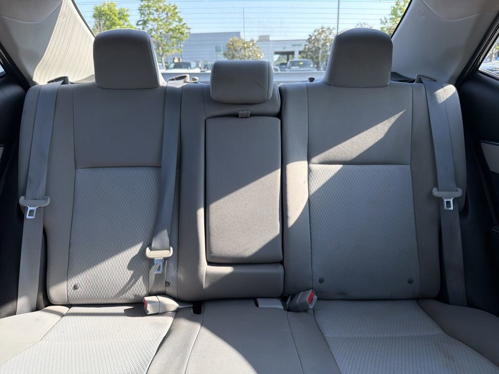 Used 2016 Toyota Corolla LE FWD image 28