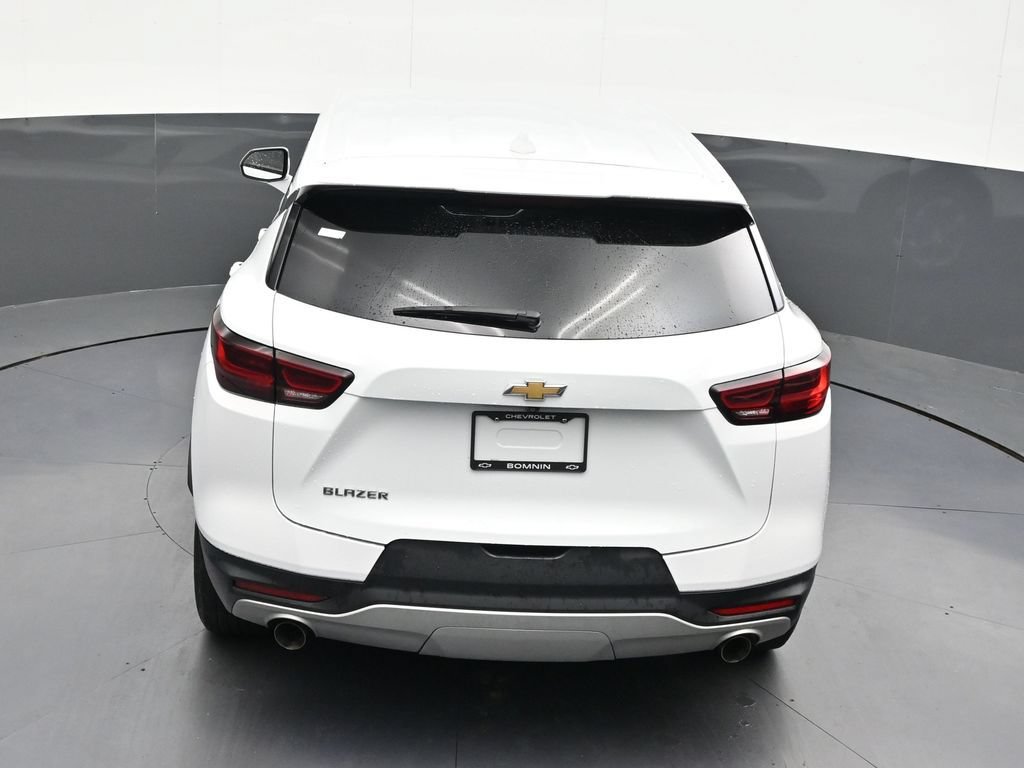 Used 2024 Chevrolet Blazer LT FWD image 19