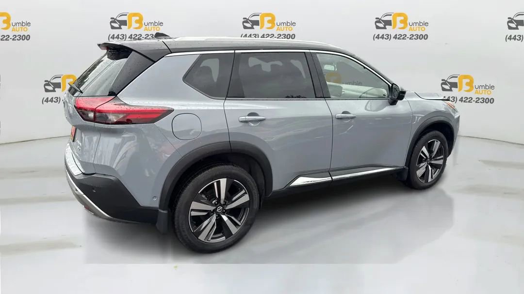 Used 2021 Nissan Rogue Platinum image 4
