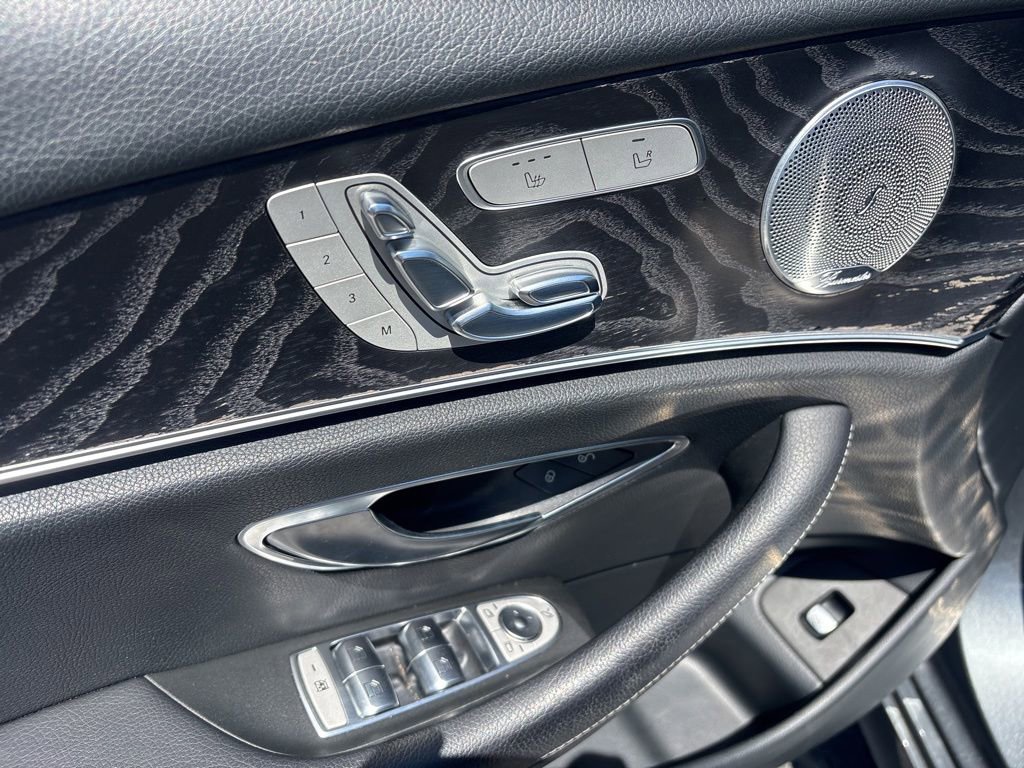 Used 2017 Mercedes-Benz E 300 4MATIC w/ Premium 1 Package image 19