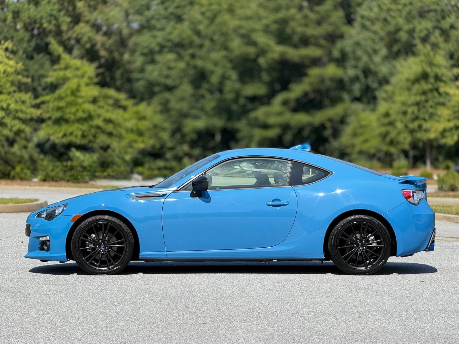 Used 2016 Subaru BRZ Series.HyperBlue RWD image 9