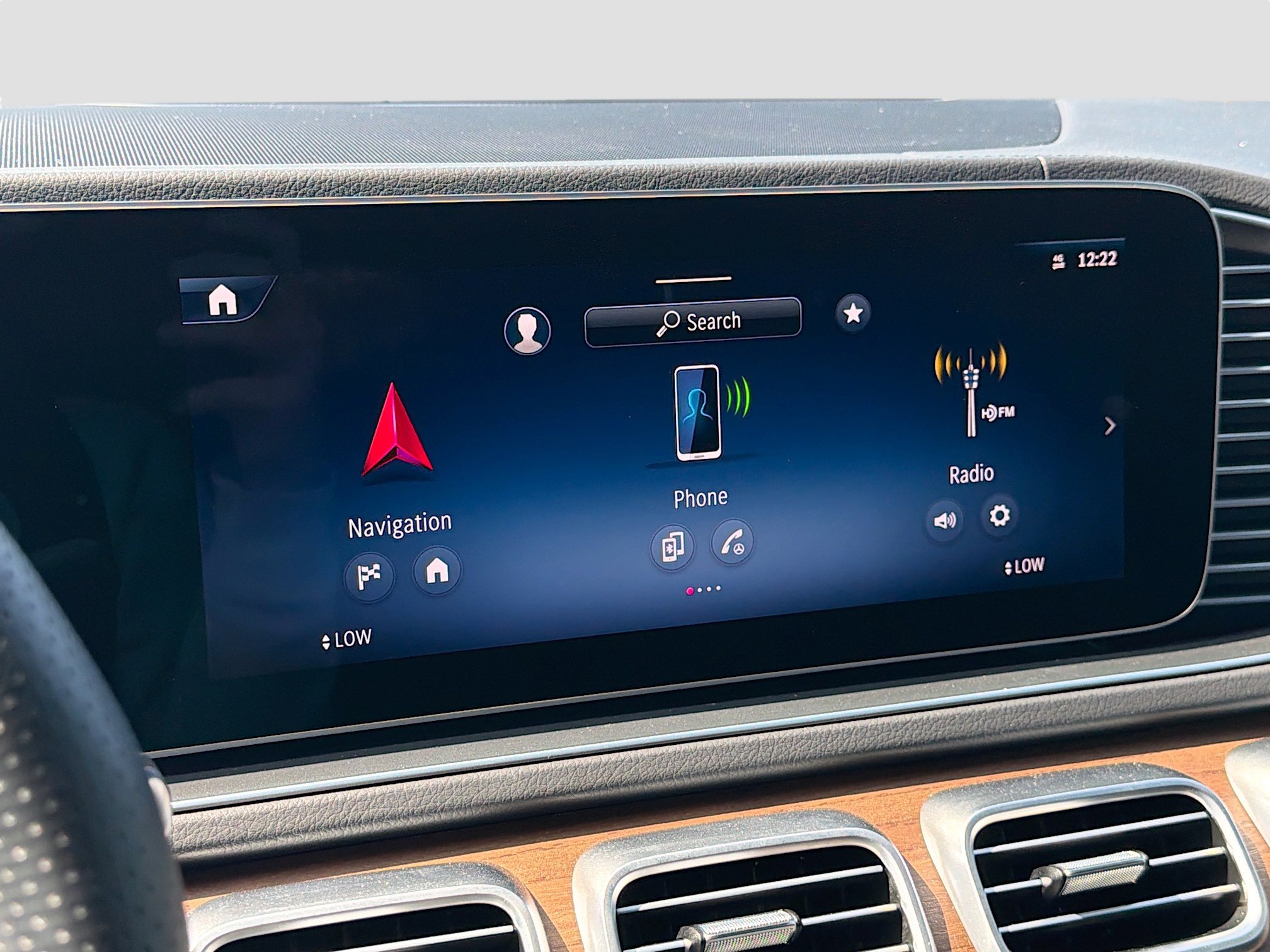 Used 2025 Mercedes-Benz GLS 450 4MATIC w/ AMG Line Exterior image 32