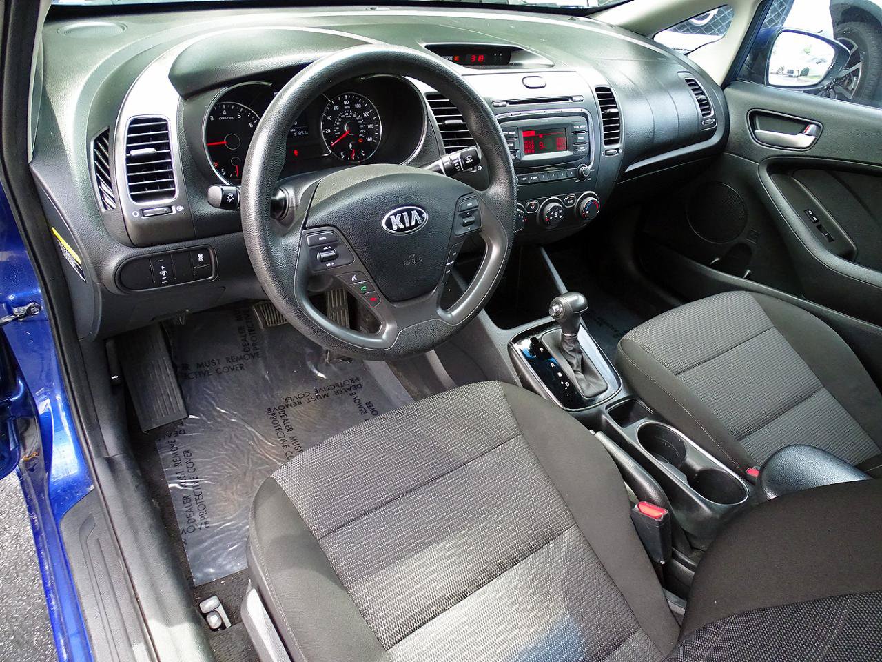 Used 2017 Kia Forte LX FWD image 18
