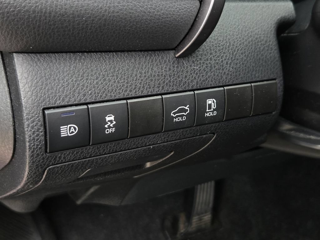 Used 2023 Toyota Camry XLE FWD image 19