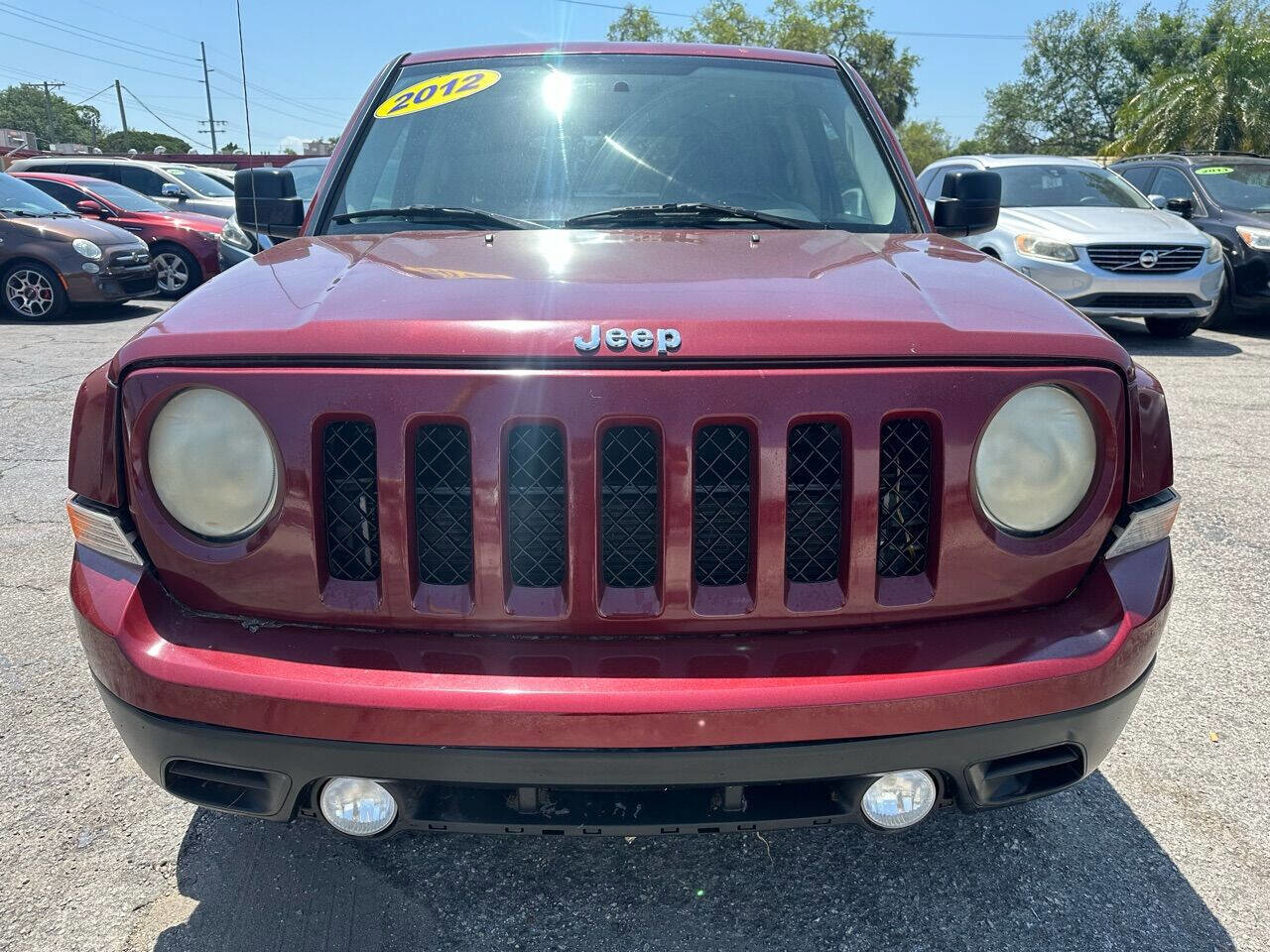 Used 2012 Jeep Patriot Latitude w/ Altitude Pkg image 10