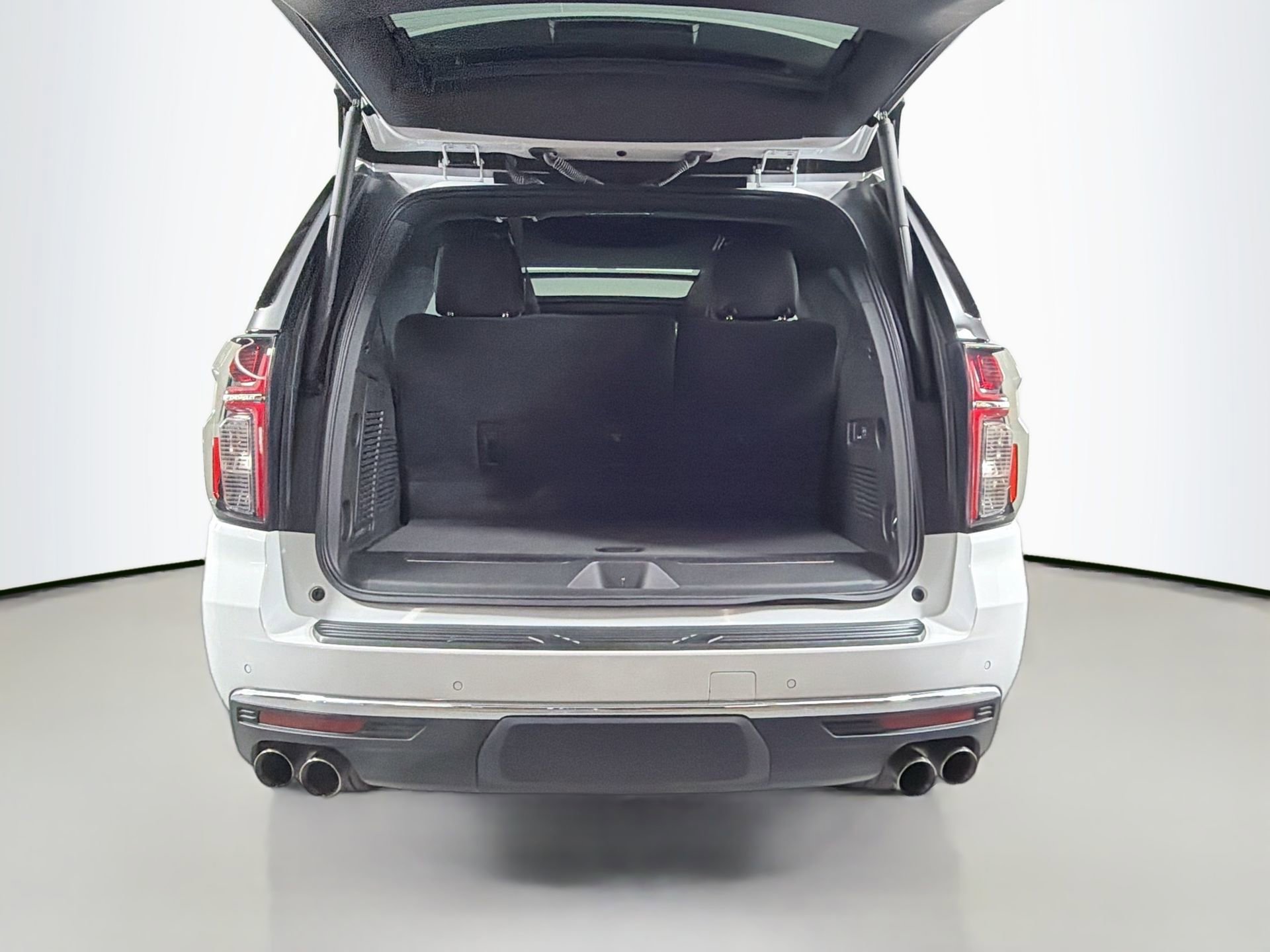 Used 2023 Chevrolet Tahoe Premier image 28