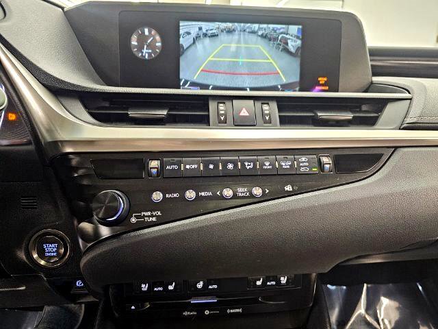 Used 2019 Lexus ES 350 image 17