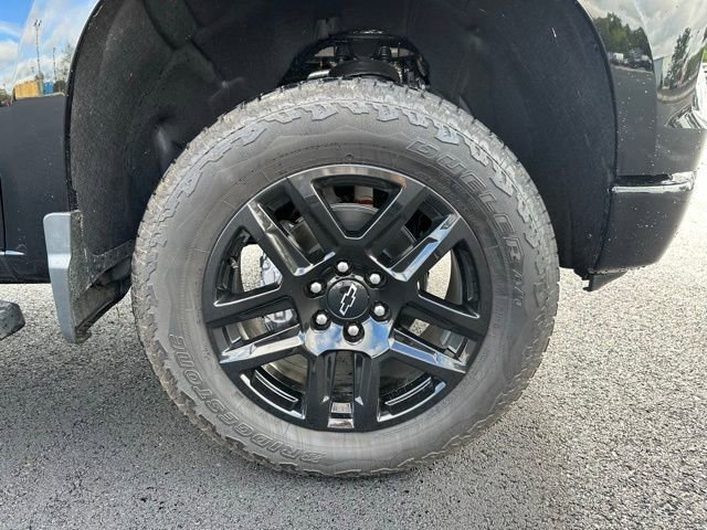 Used 2025 Chevrolet Silverado 1500 LT Trail Boss w/ Convenience Package II image 15