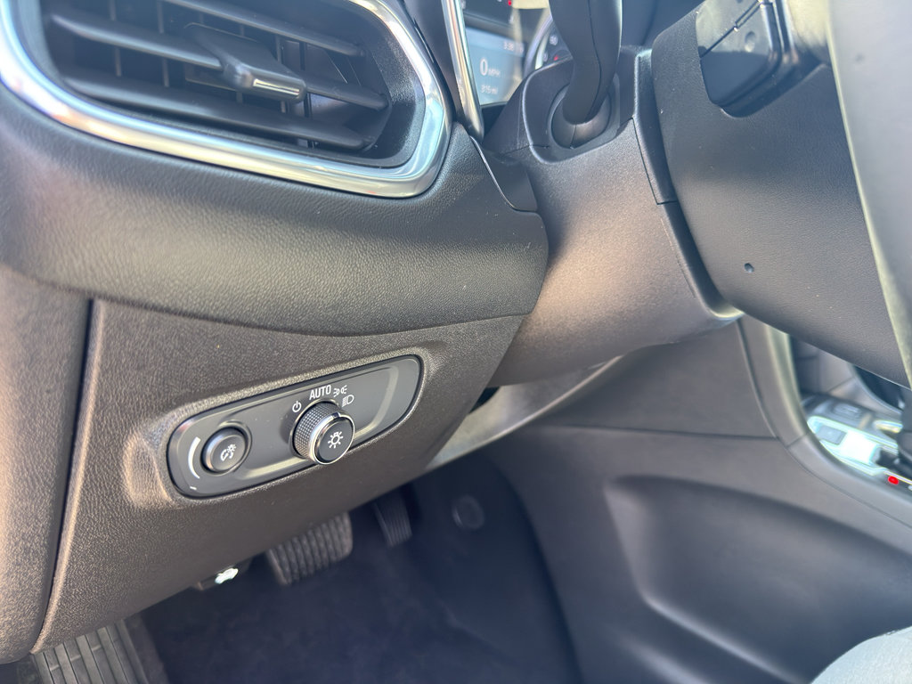 Used 2023 Chevrolet Equinox LT image 14