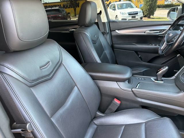 Used 2018 Cadillac XT5 Luxury w/ Driver Awareness Package AWD/4WD image 25