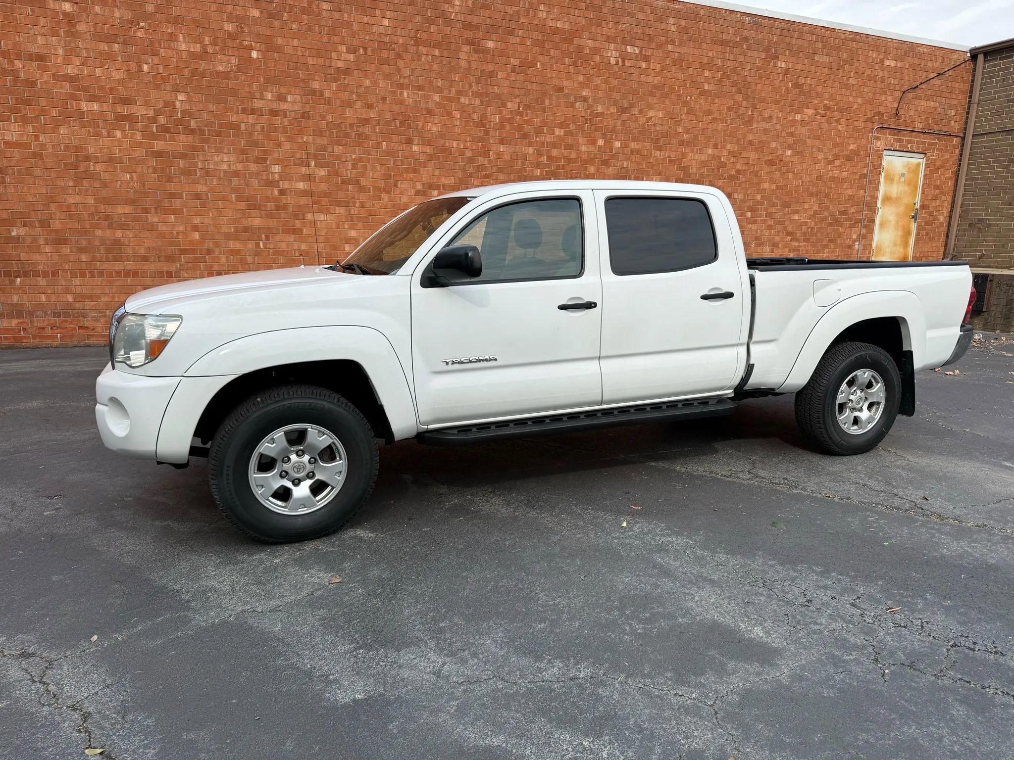 Used 2006 Toyota Tacoma 4x4 Double Cab image 29