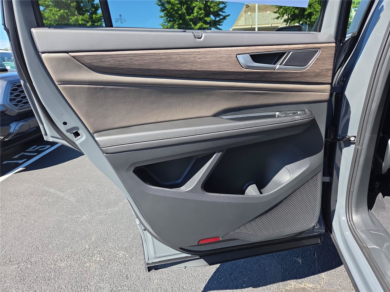 New 2026 Volkswagen Atlas SEL AWD/4WD image 23