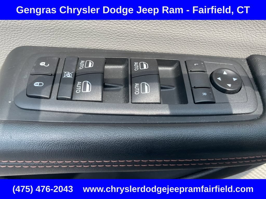 Used 2020 Chrysler Pacifica Touring-L Plus FWD image 51